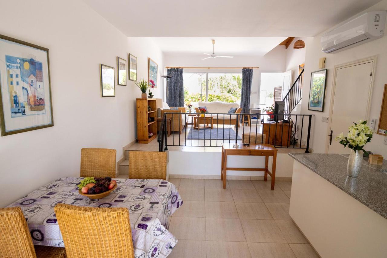 Sunset Villa Polis ภายนอก รูปภาพ